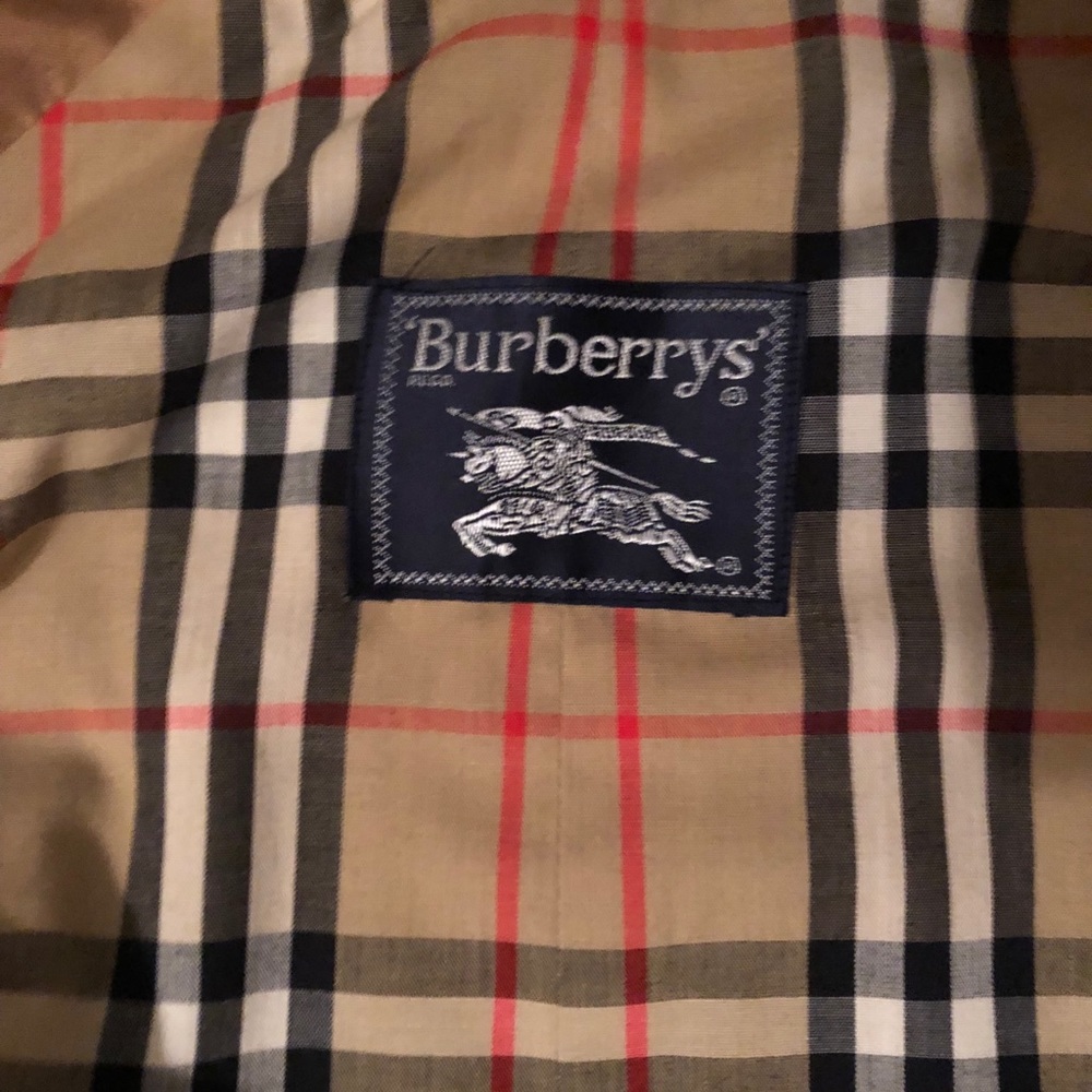 Vintage Classic Burberry Trench Long 
Size 38 R